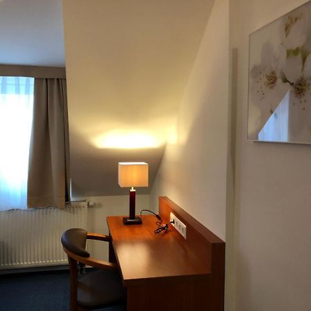 Hotel Mirabell Erlangen Zewnętrze zdjęcie