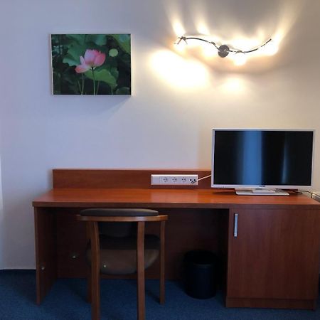 Hotel Mirabell Erlangen Zewnętrze zdjęcie