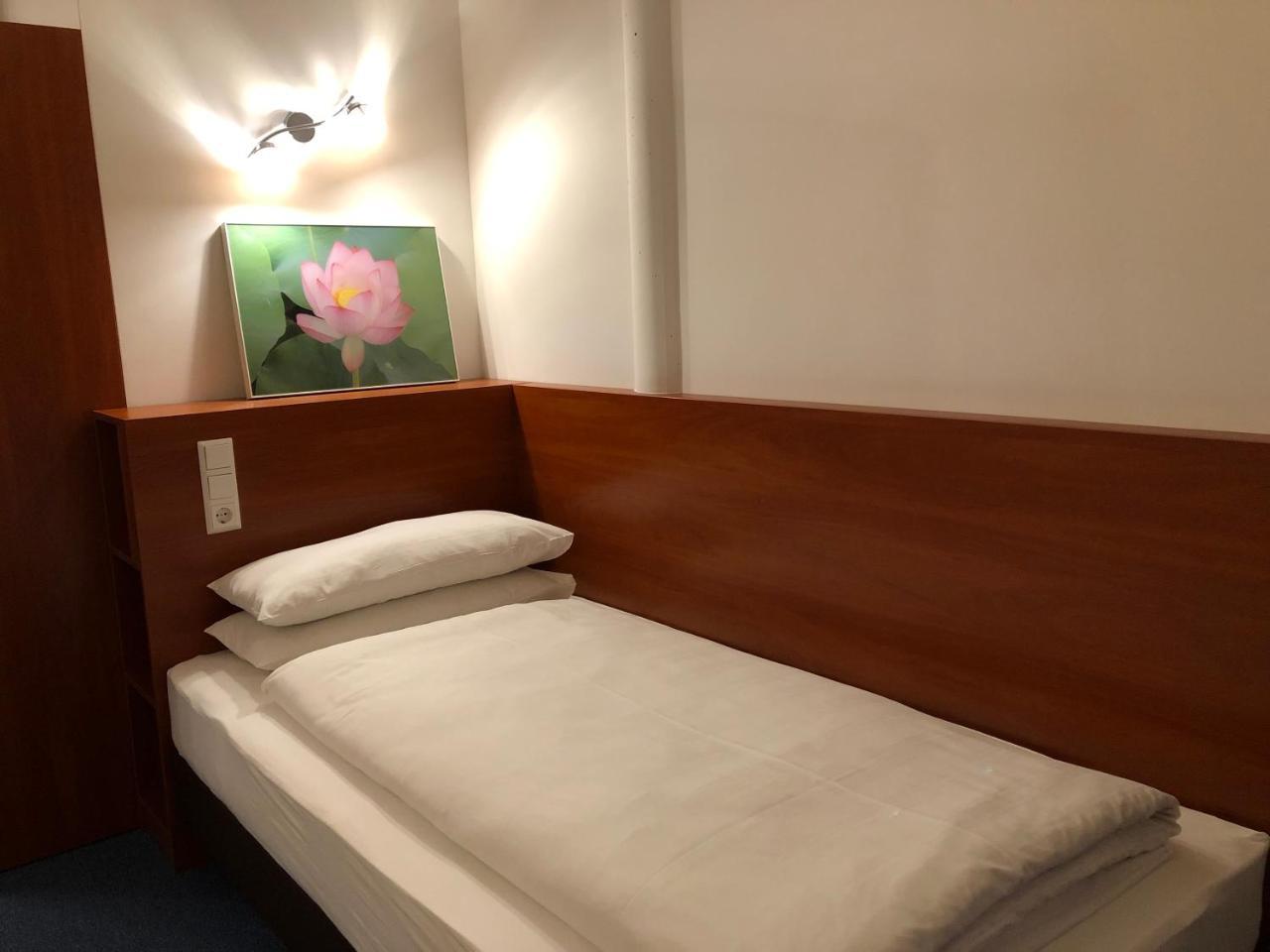 Hotel Mirabell Erlangen Zewnętrze zdjęcie