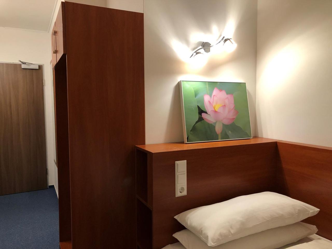 Hotel Mirabell Erlangen Zewnętrze zdjęcie